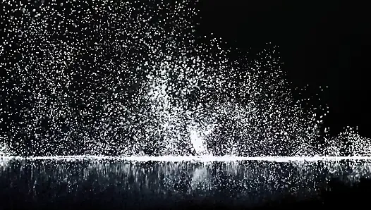 Lexi Ryder erkeğini sikişini izlemen için seni yatak odasına davet ediyor