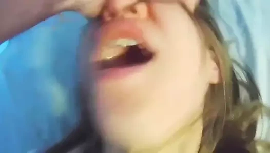 Gerçek aldatma. Evli kadın ve arkadaşları..