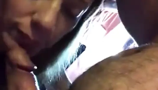 Sıcak Kızıl berbat onu hubbys küçük horoz