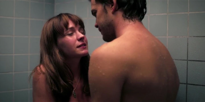 Britt robertson - kız patron s01e08 (2017)