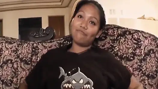 Taylandlı fahişe oyuncu seçmelerinde kanepede oturup kalkıyor