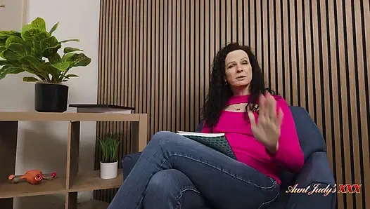 Auntjudysxxx - 58 yaşındaki olgun seks terapistin Beth Mckenna - özel tedavi bakış açısı