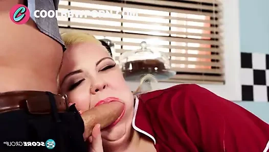 Büyük memeli sarışın anal