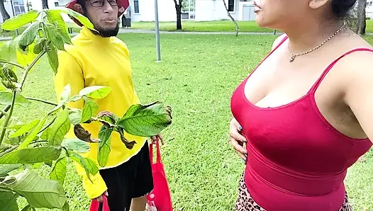 Seeking Sausage: Lost Man Asks Nature Lover for Directions and Gets a Wild Home Surprise