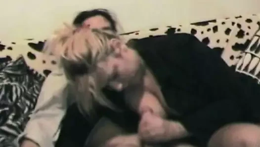 Bir cumshot ile bir İtalyan amatörden mutlu yeni yıl