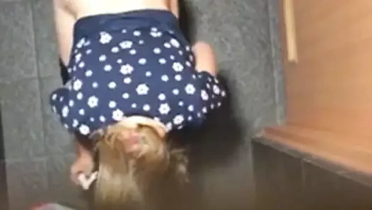 Snimljena komsinca kako pisa(Serbian)