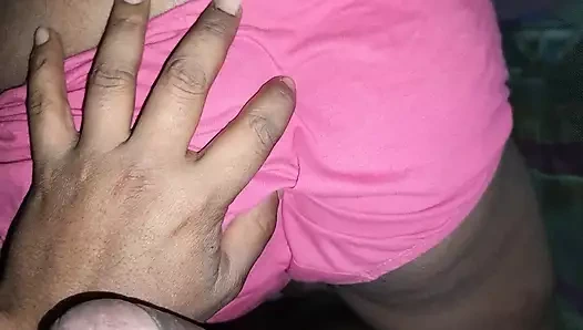 Hintli kızın mms videosu viral oldu