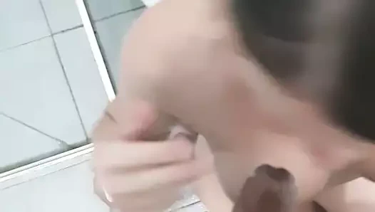 Sert gırtlağına kadar alma ustası