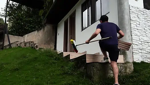 Üvey kız kardeşimle sıcak oyunlar kontrolden çıkıyor ve sonunda onu beceriyorum