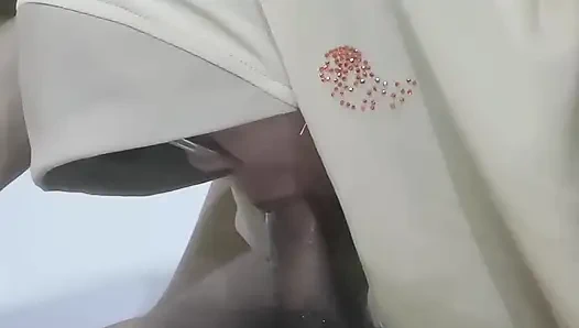 Müslüman kız sperm yutuyor