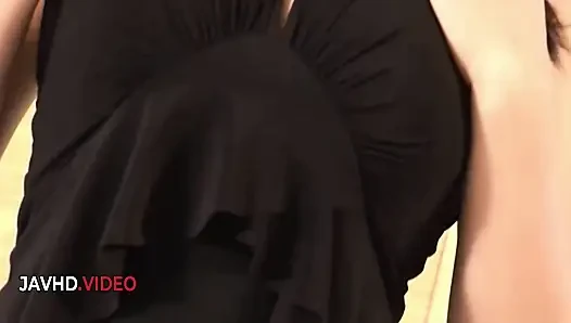 Kanda yoğun bir sert üçlü seks macerası için açık porno taktiklerini ortaya çıkarıyor