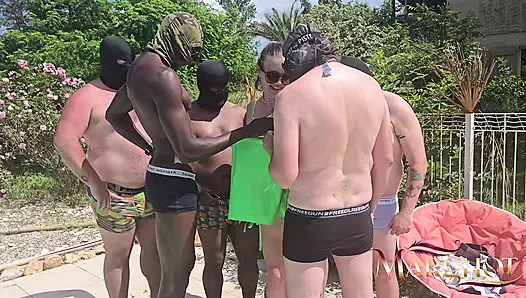 İlk zevkler adasında grup seks turu