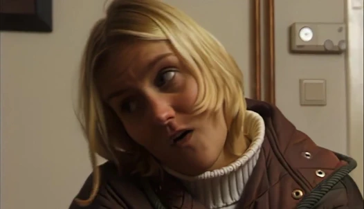 junge blondine auf der strasse aufgerissen und ficken eingeladen