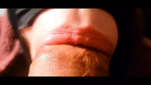 Sabah ve gece yarak emiyor