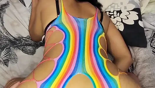 Bu sevimli Asyalı sürtük için ilk anal.