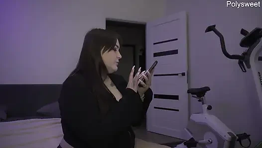 Porno hikayesi: Hayatındaki ikinci anal seks sırasında bir orospu gibi akıyordu