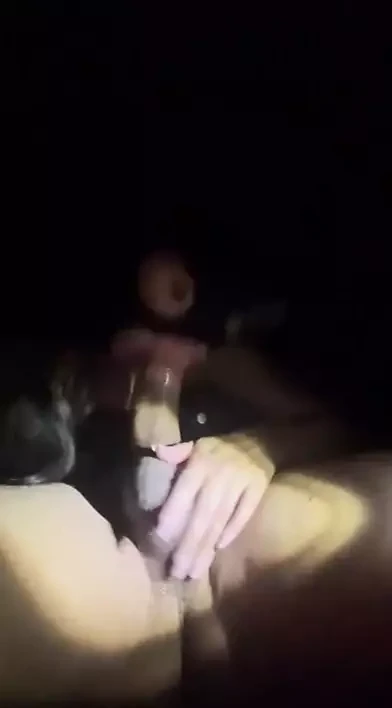 Публичный секс с сексуальной девушкой после вечеринки