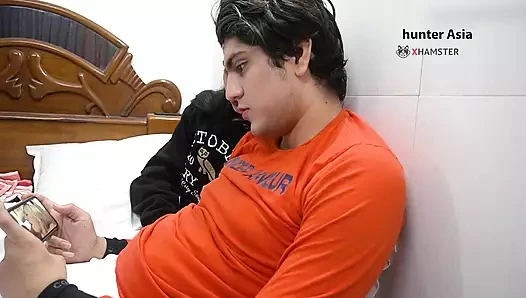 Genç kız porno izledikten sonra seks videosu çekiyor