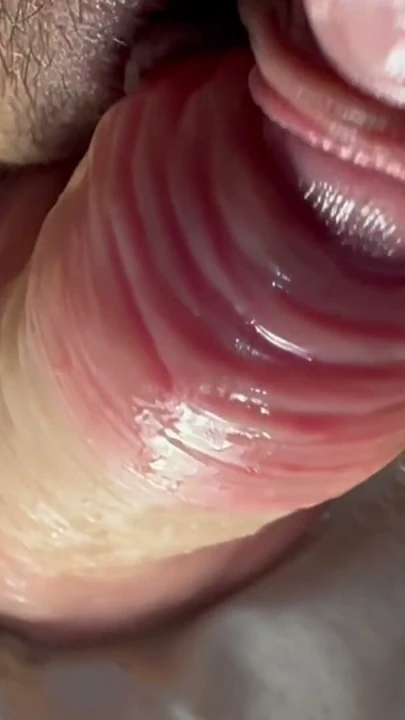 Trans erkek ftm, trans sikini ve amını masturbasyon yaparken boşalıyor | Bölüm 1