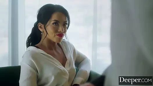 Daha derin. pis adriana ödül için öfkeyle 8 horoz boşaltır