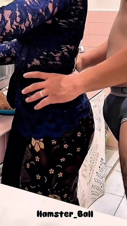 Cheating on My MILF Maid in a Kebaya Who I Fucked While Cooking in the Kitchen | Clip 1