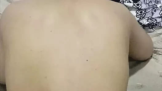 Kocası evde yokken onunla domalarak seks yapıyorum bölüm 1