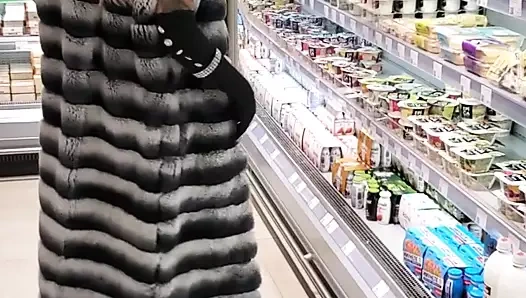 deldi meme ile çıplak kız yemek için geldi