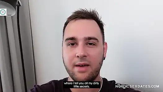 Fin pornosu: evli kadın bu iki gençle aldatıyor