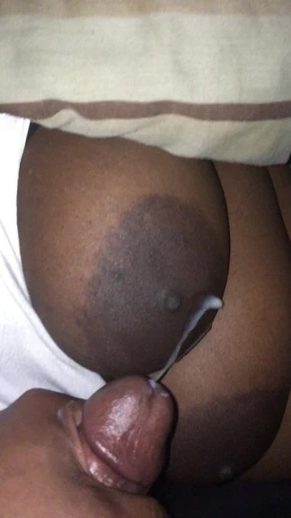 Büyük göğüsler nutted olsun