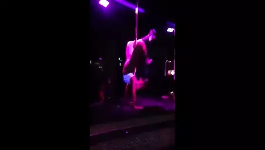 striptiz kulübü