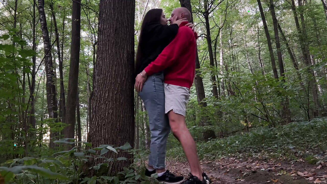 Extreme sex in the forest: with a young girl with big breasts.