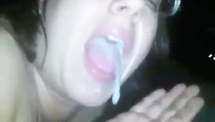 Lickmebetters kızı