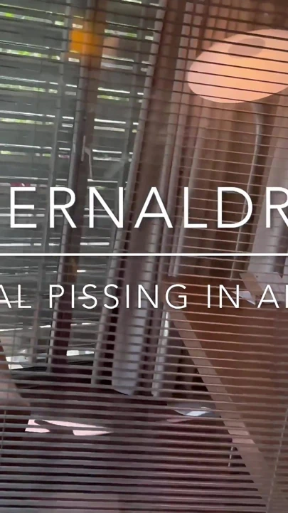 Sert Anal Götüne Ve Üstüne Işiyor.