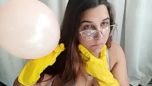 Lateks eldivenler bubblegum ve balon üfleme - tavşan tezgahçı