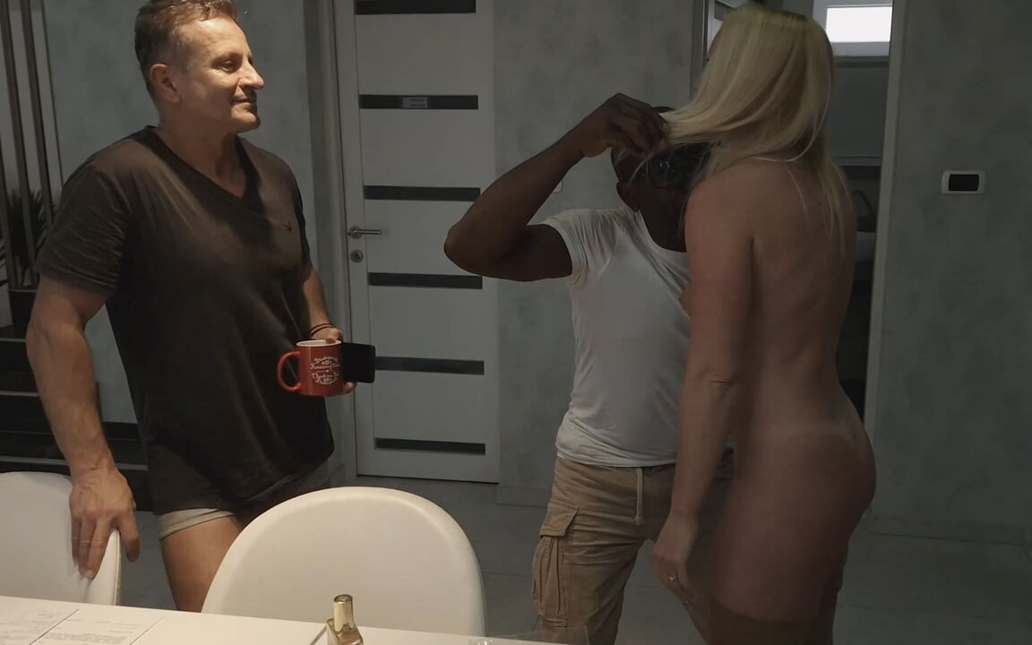 Kamera arkası karım bir erkek delisi ve hoşuma gidiyor