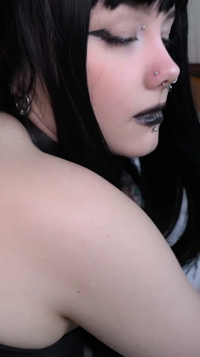 Gotik ağzıma boşal lütfen - alt kız cumshot derlemesi | Klip 1