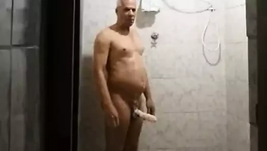 Tomando Banho de Pau Duro