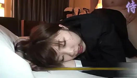 Azgın Asyalı sürtükler #221. Ateşli kız iyi üçlü seks yapıyorlar