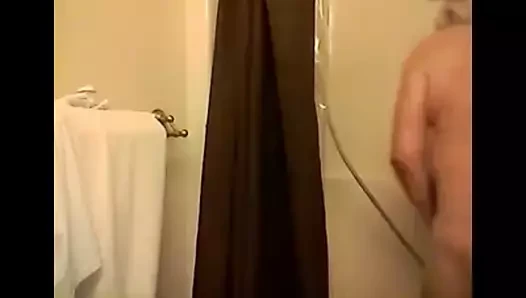 Dede kameraya boşalıyor
