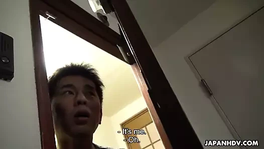 Japon yetişkin aktris, yuma miyazaki sadık hayranını becerdi,