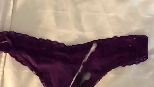 otel çamaşırhane külot baskını