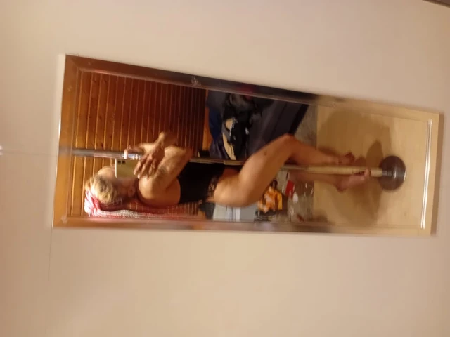 Evde havuz dansı