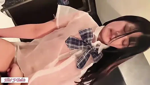 İdol yüzlü Allure, riskli bir romantizm erkek arkadaşını aşıyor 1.