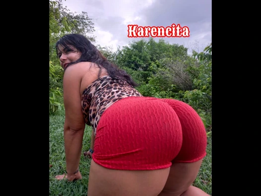 Üvey annemi seks yapmaya ikna ediyorum ve sonunda bana götünü veriyor