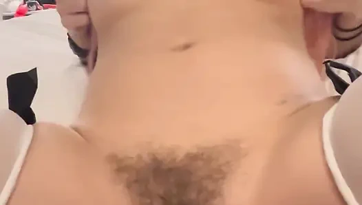 Egirl boşalmayı durduramıyor