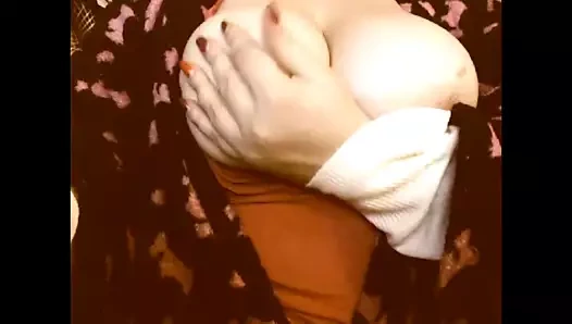 bazı güzel göğüsler