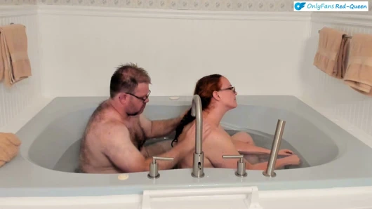 Bakım sonrası (softcore) - romantik çift banyo ve masaj