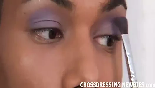 Bir korkak sürtük gibi crossdressing seviyorum