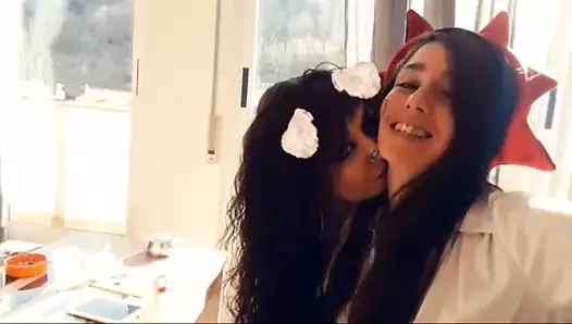 Laura (daha fazlası fotoğraf galerisinde)