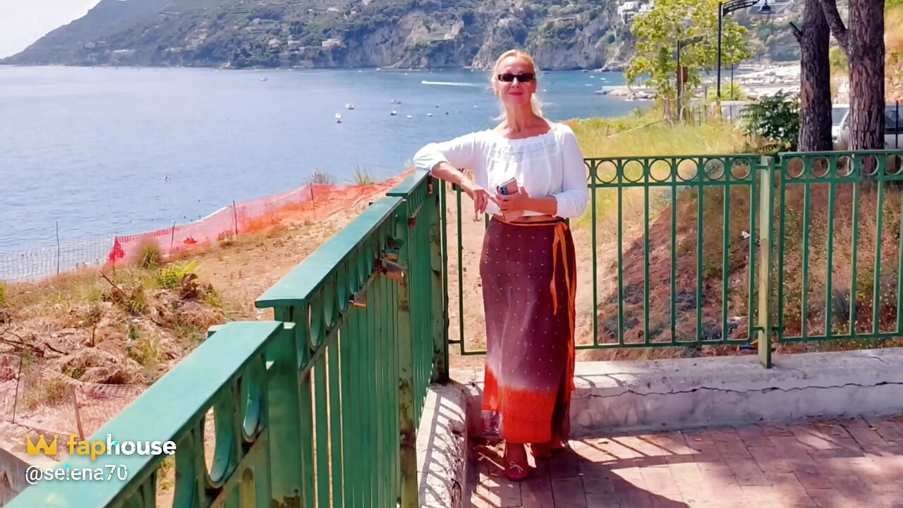 Olgun Sarışın Eş Seksten Hoşlanıyor